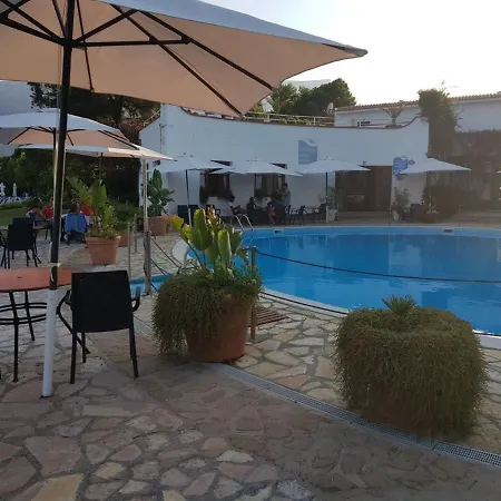 Hotel apartamentowy Marina Longa Carini